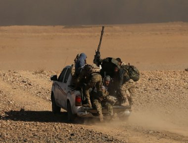 Συρο-Ιρακινά σύνορα: Σιιτική πολιτοφυλακή συνέτριψε ισχυρή επίθεση του Ισλαμικού Κράτους - Σε απόγνωση οι ισλαμιστές